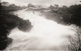 Rekordnedbørdøgnet i november 1940 skapte flaumar i dei fleste større elvar i sentrale delar av fylket