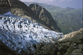 Glacier fall at Bondhusbreen.